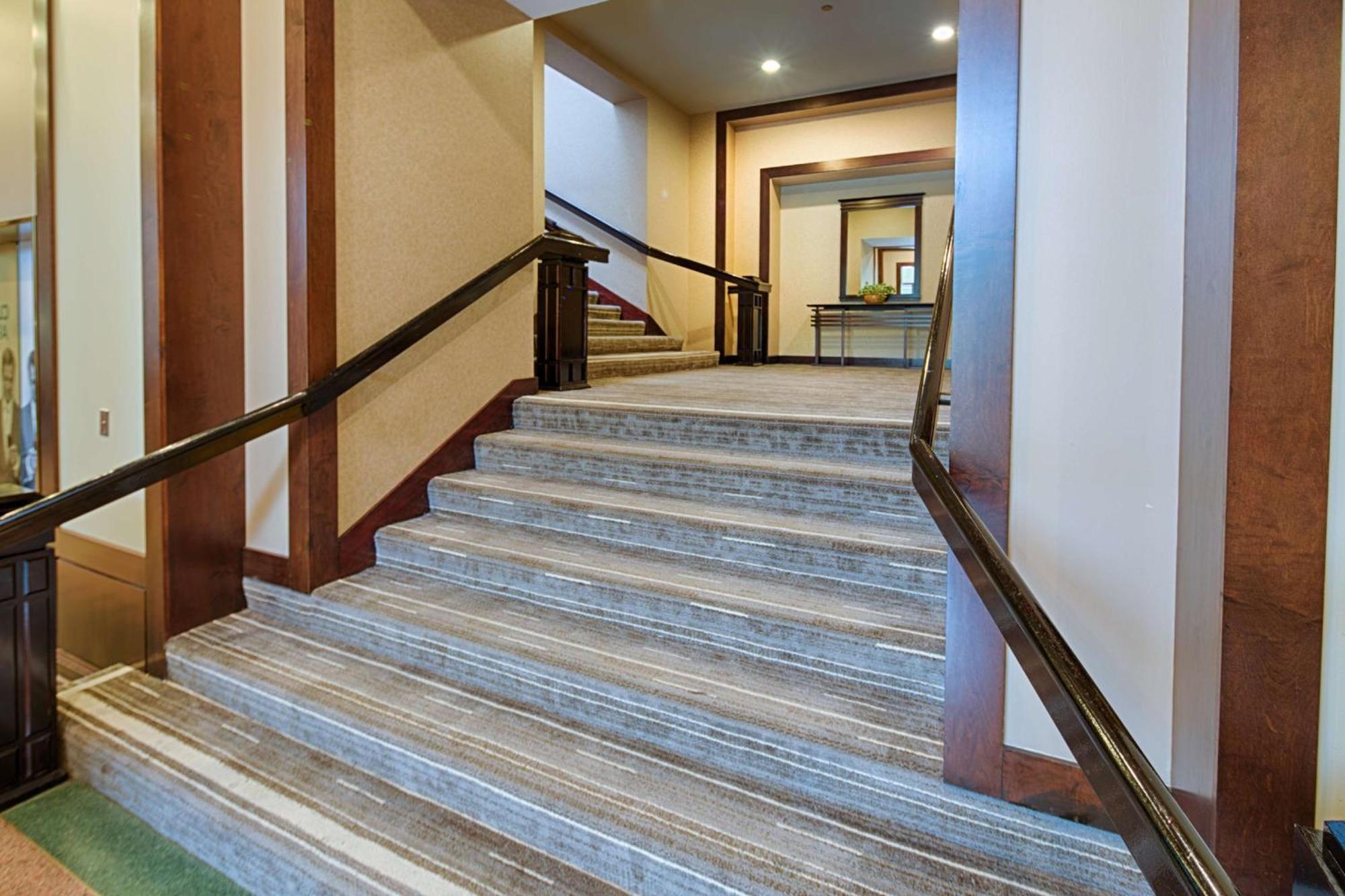 Embassy Suites By Hilton Chicago O'Hare Rosemont Dış mekan fotoğraf